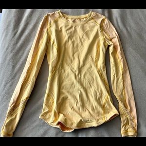 Lululemon long sleeve running top